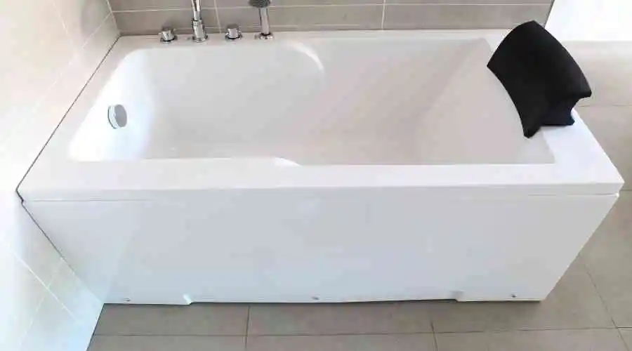 How to Avoid Common Bathtub Reglazing Issues?